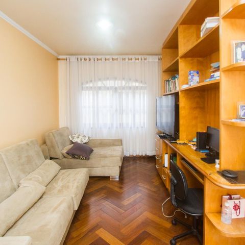 Casa à venda com 383m², 4 quartos e 3 vagas