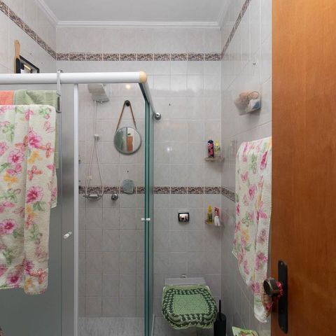 Casa à venda com 111m², 2 quartos e 1 vaga Casa à venda com 111m², 2 quartos e 1 vagaBanheiro da Suíte 2