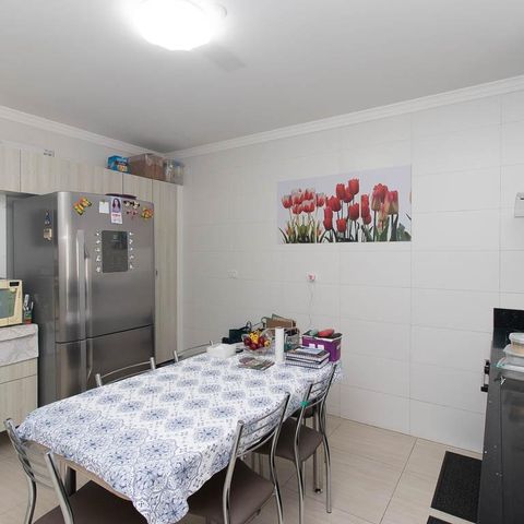 Casa à venda com 111m², 2 quartos e 1 vaga Casa à venda com 111m², 2 quartos e 1 vagaCozinha