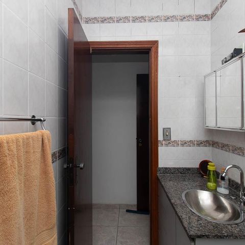 Casa à venda com 111m², 2 quartos e 1 vaga Casa à venda com 111m², 2 quartos e 1 vagaBanheiro da Suíte 1