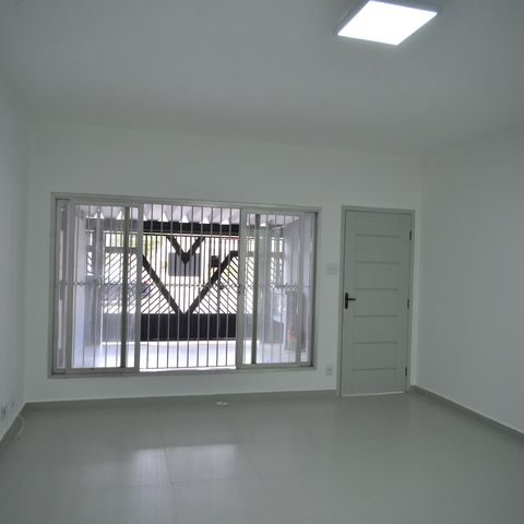 Casa à venda com 168m², 3 quartos e 2 vagasSala