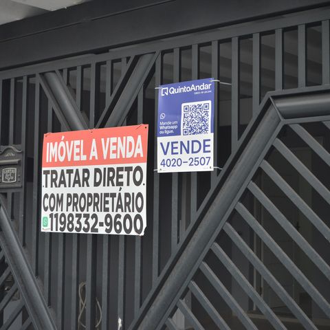 Casa à venda com 168m², 3 quartos e 2 vagasPlaca