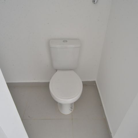 Casa à venda com 168m², 3 quartos e 2 vagasBanheiro de serviço