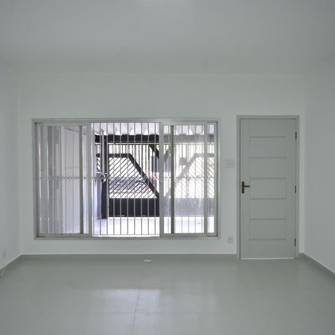 Casa à venda com 168m², 3 quartos e 2 vagasSala