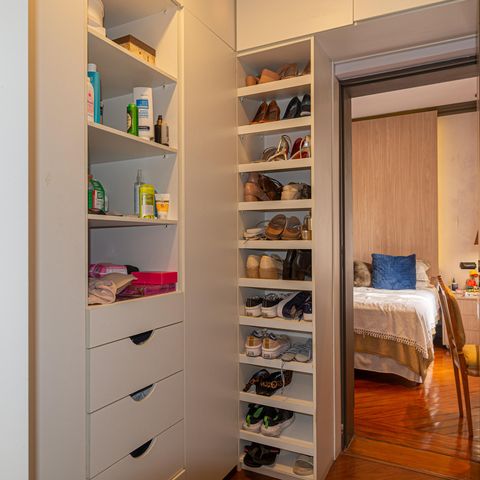 Casa à venda com 230m², 4 quartos e 2 vagas Casa à venda com 230m², 4 quartos e 2 vagasCloset da Suíte