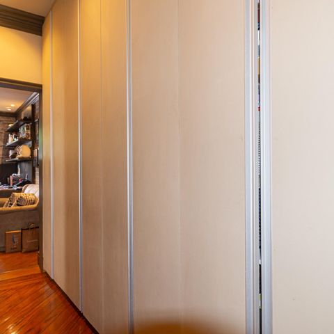 Casa à venda com 230m², 4 quartos e 2 vagas Casa à venda com 230m², 4 quartos e 2 vagasCorredor dos Quartos