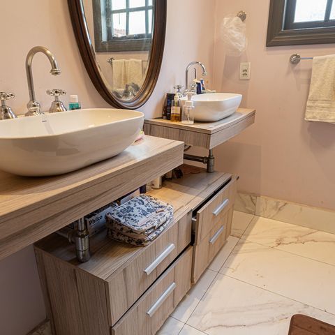 Casa à venda com 230m², 4 quartos e 2 vagas Casa à venda com 230m², 4 quartos e 2 vagasBanheiro da Suíte