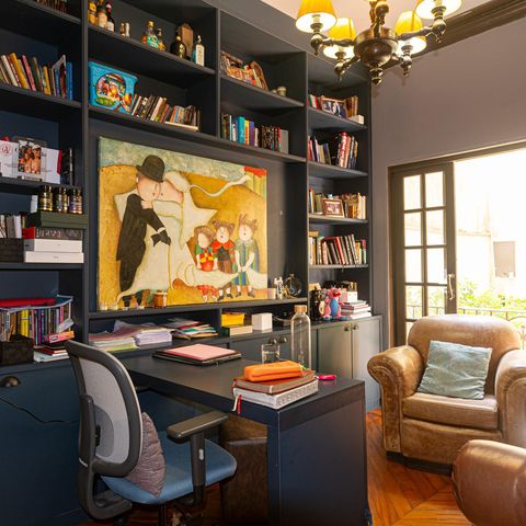 Casa à venda com 230m², 4 quartos e 2 vagas Casa à venda com 230m², 4 quartos e 2 vagasEscritório 1