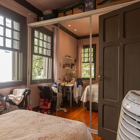 Casa à venda com 230m², 4 quartos e 2 vagas Casa à venda com 230m², 4 quartos e 2 vagasQuarto 4