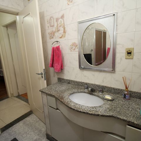 Apartamento à venda com 115m², 2 quartos e 2 vagasBanheiro