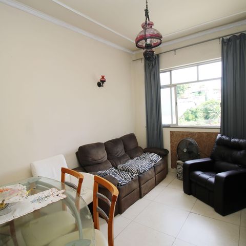 Apartamento à venda com 115m², 2 quartos e 2 vagasSala