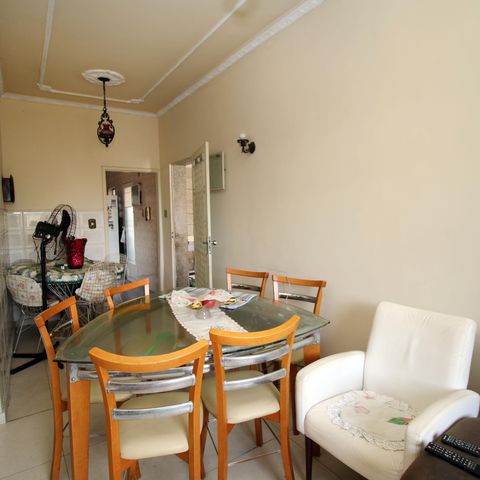 Apartamento à venda com 115m², 2 quartos e 2 vagasSala