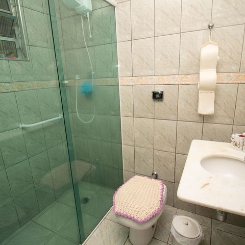 Casa à venda com 150m², 4 quartos e 2 vagasBanheiro da Suíte 1