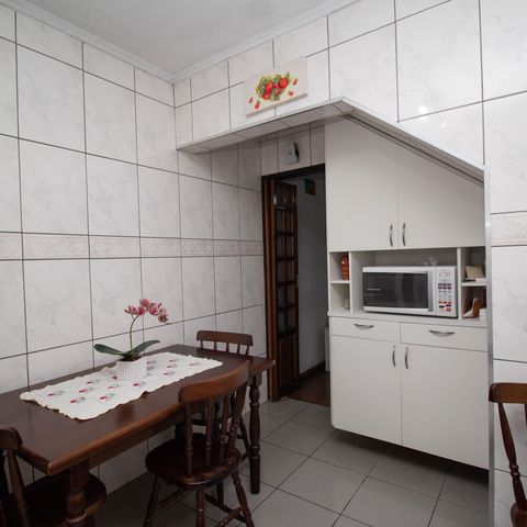 Casa à venda com 150m², 4 quartos e 2 vagasCozinha