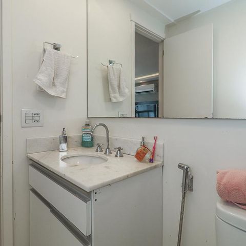 Apartamento à venda com 75m², 3 quartos e 1 vagaBanheiro