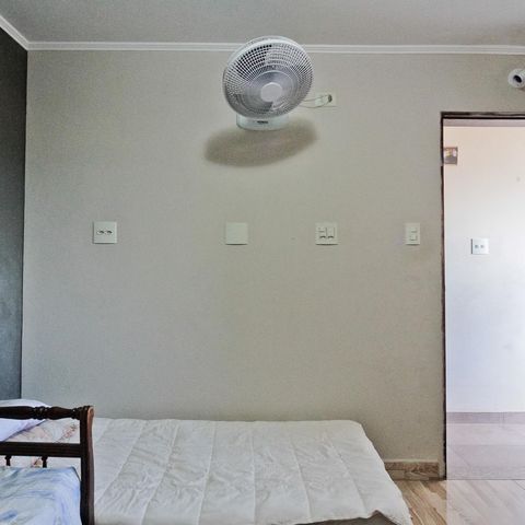 Casa à venda com 315m², 7 quartos e 3 vagas Casa à venda com 315m², 7 quartos e 3 vagasQuarto 3