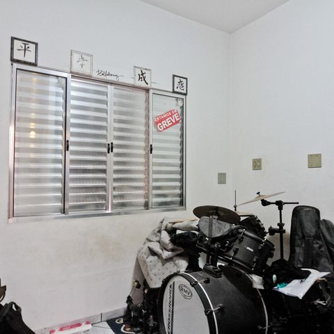 Casa à venda com 315m², 7 quartos e 3 vagas Casa à venda com 315m², 7 quartos e 3 vagasEdícula - quarto 2
