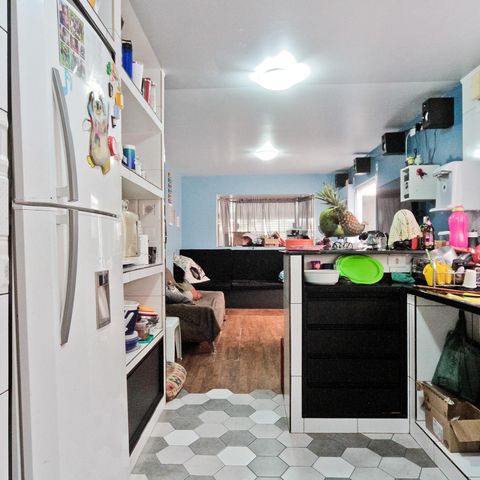 Casa à venda com 315m², 7 quartos e 3 vagas Casa à venda com 315m², 7 quartos e 3 vagasCozinha