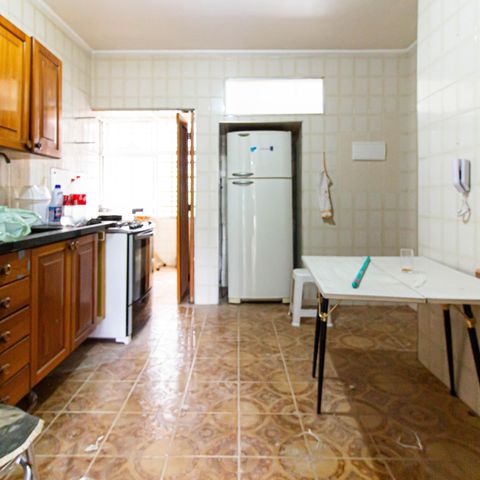 Apartamento à venda com 130m², 3 quartos e 1 vaga Apartamento à venda com 130m², 3 quartos e 1 vagaCozinha