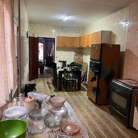 Casa à venda com 128m², 3 quartos e 2 vagas
