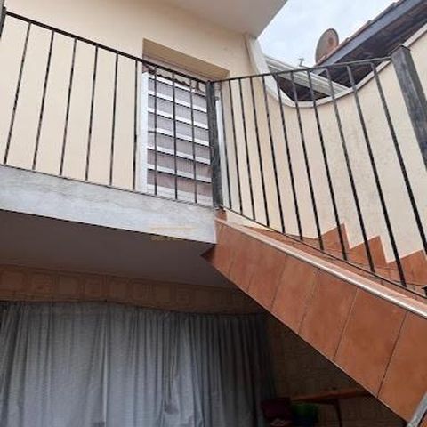 Casa à venda com 128m², 3 quartos e 2 vagas