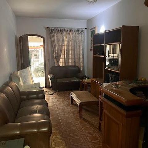 Casa à venda com 128m², 3 quartos e 2 vagas