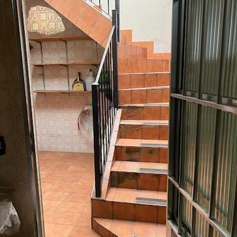 Casa à venda com 128m², 3 quartos e 2 vagas
