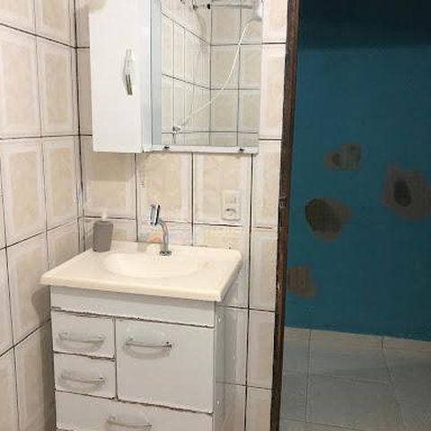 Casa à venda com 75m², 2 quartos e 3 vagas