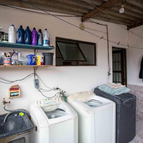Casa à venda com 250m², 5 quartos e 1 vagaÁrea de Serviço Casa 1