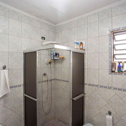 Casa à venda com 250m², 5 quartos e 1 vagaBanheiro da Suíte Casa 1