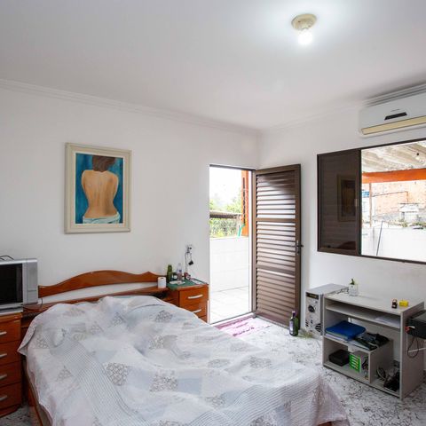 Casa à venda com 250m², 5 quartos e 1 vagaQuarto 2 Casa 1
