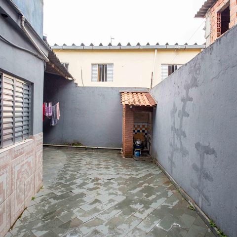 Casa à venda com 250m², 5 quartos e 1 vagaÁrea de Serviço Casa 2