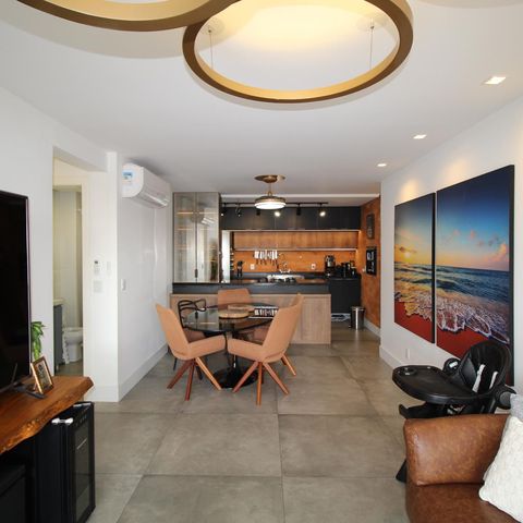 Apartamento à venda com 141m², 3 quartos e 2 vagasSala
