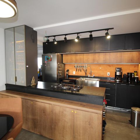 Apartamento à venda com 141m², 3 quartos e 2 vagasCozinha