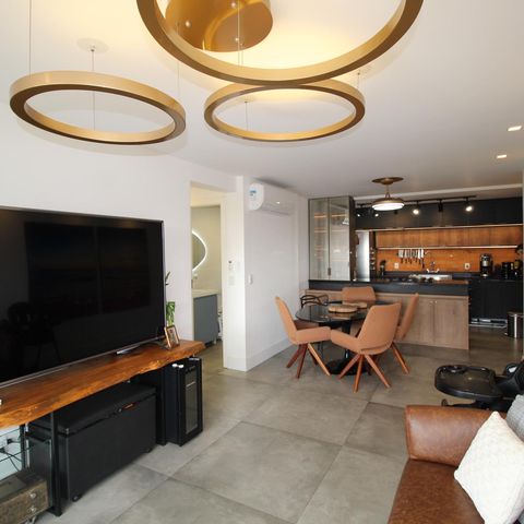 Apartamento à venda com 141m², 3 quartos e 2 vagasSala