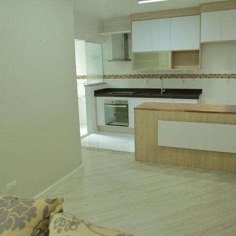 Apartamento para alugar com 58m², 2 quartos e 2 vagasCozinha 