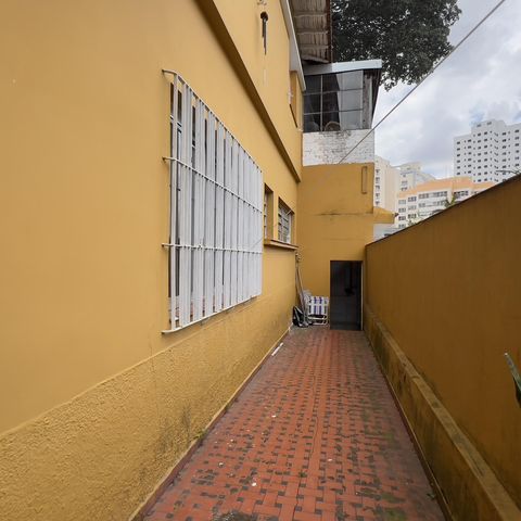 Casa à venda com 200m², 3 quartos e 2 vagasÁrea externa