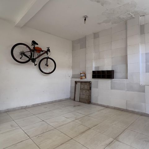 Casa à venda com 200m², 3 quartos e 2 vagasGaragem