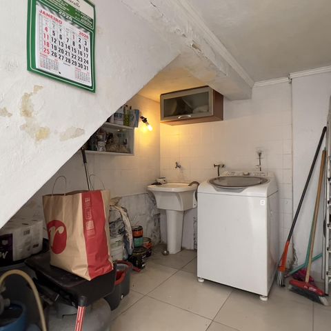 Casa à venda com 200m², 3 quartos e 2 vagasÁrea de Serviço