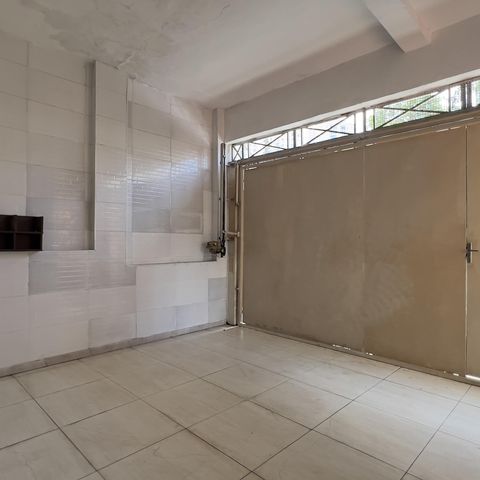 Casa à venda com 200m², 3 quartos e 2 vagasGaragem