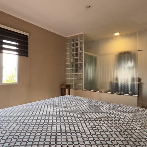 Casa à venda com 200m², 3 quartos e 2 vagasSuíte