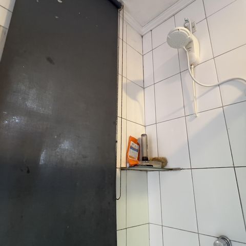 Casa à venda com 200m², 3 quartos e 2 vagasBanheiro da Suíte