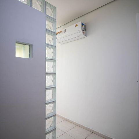 Casa à venda com 30m², 1 quarto e 1 vaga Casa à venda com 30m², 1 quarto e 1 vagaSala 2
