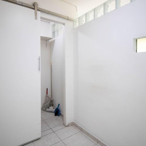 Casa à venda com 30m², 1 quarto e 1 vaga Casa à venda com 30m², 1 quarto e 1 vagaSala 2