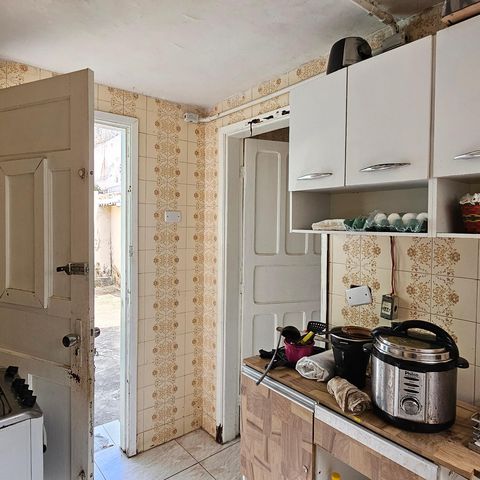 Casa para alugar com 330m², 3 quartos e 5 vagasCozinha