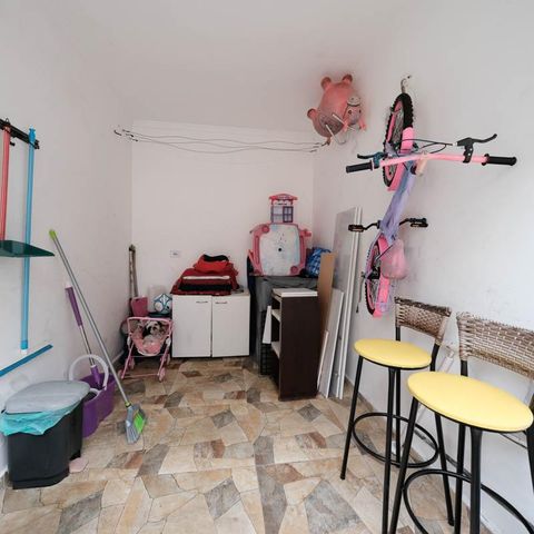 Casa de condomínio à venda com 71m², 2 quartos e 2 vagasGaragem