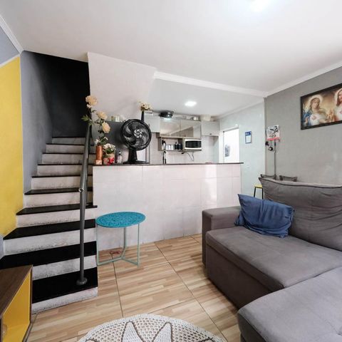 Casa de condomínio à venda com 71m², 2 quartos e 2 vagasSala/Cozinha