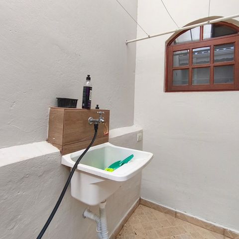 Casa para alugar com 190m², 5 quartos e 4 vagas Casa para alugar com 190m², 5 quartos e 4 vagasÁrea de Serviço