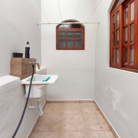 Casa para alugar com 190m², 5 quartos e 4 vagas Casa para alugar com 190m², 5 quartos e 4 vagasÁrea de Serviço