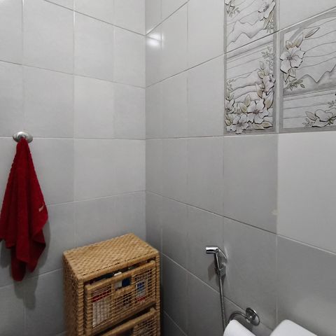 Casa para alugar com 190m², 5 quartos e 4 vagas Casa para alugar com 190m², 5 quartos e 4 vagasBanheiro Suíte